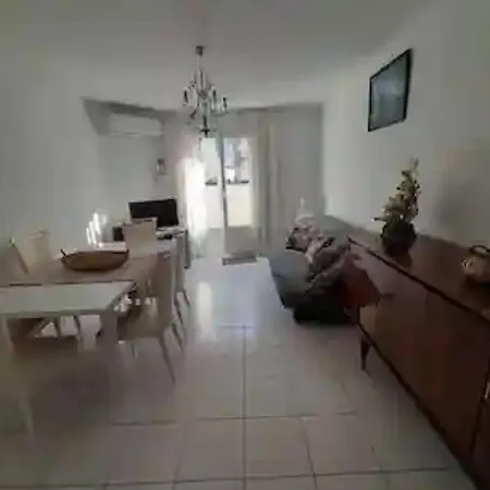 Vakantiehuis Maisonnette A 2mn De La